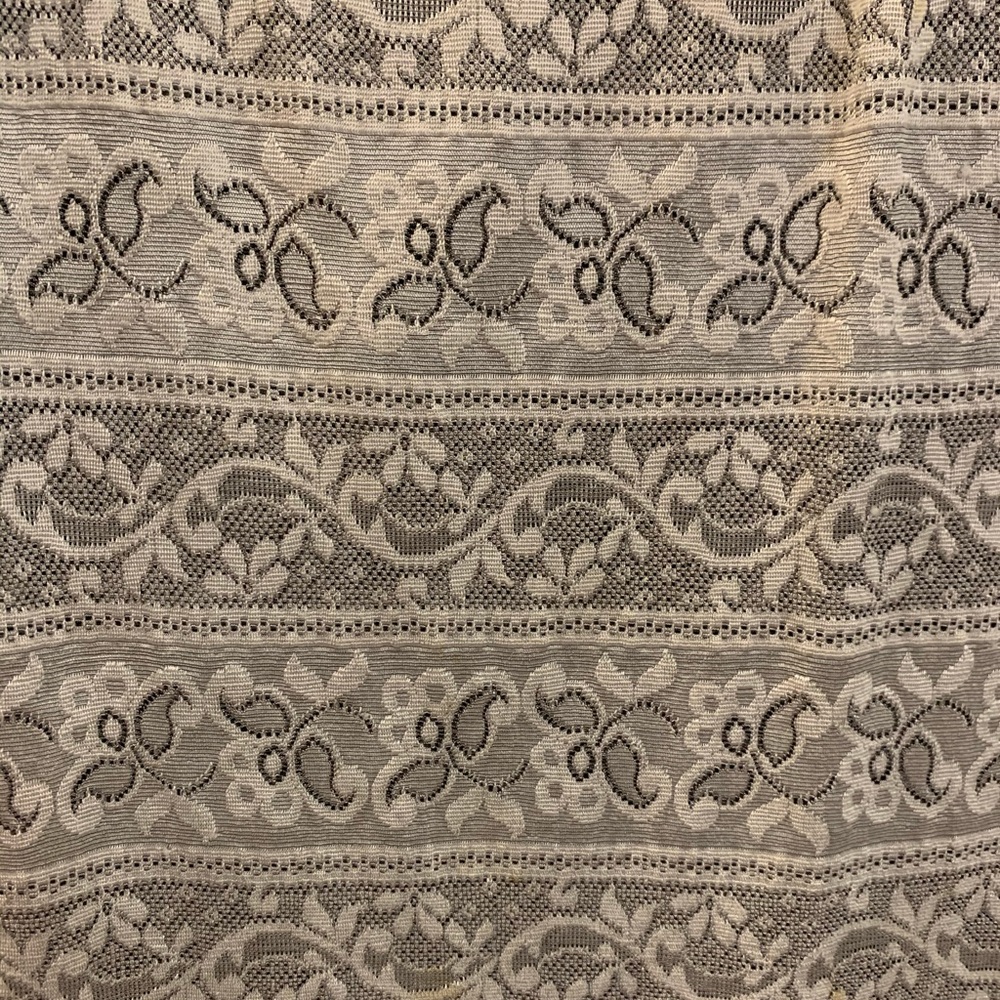 Blouse - Picture 2 of 3